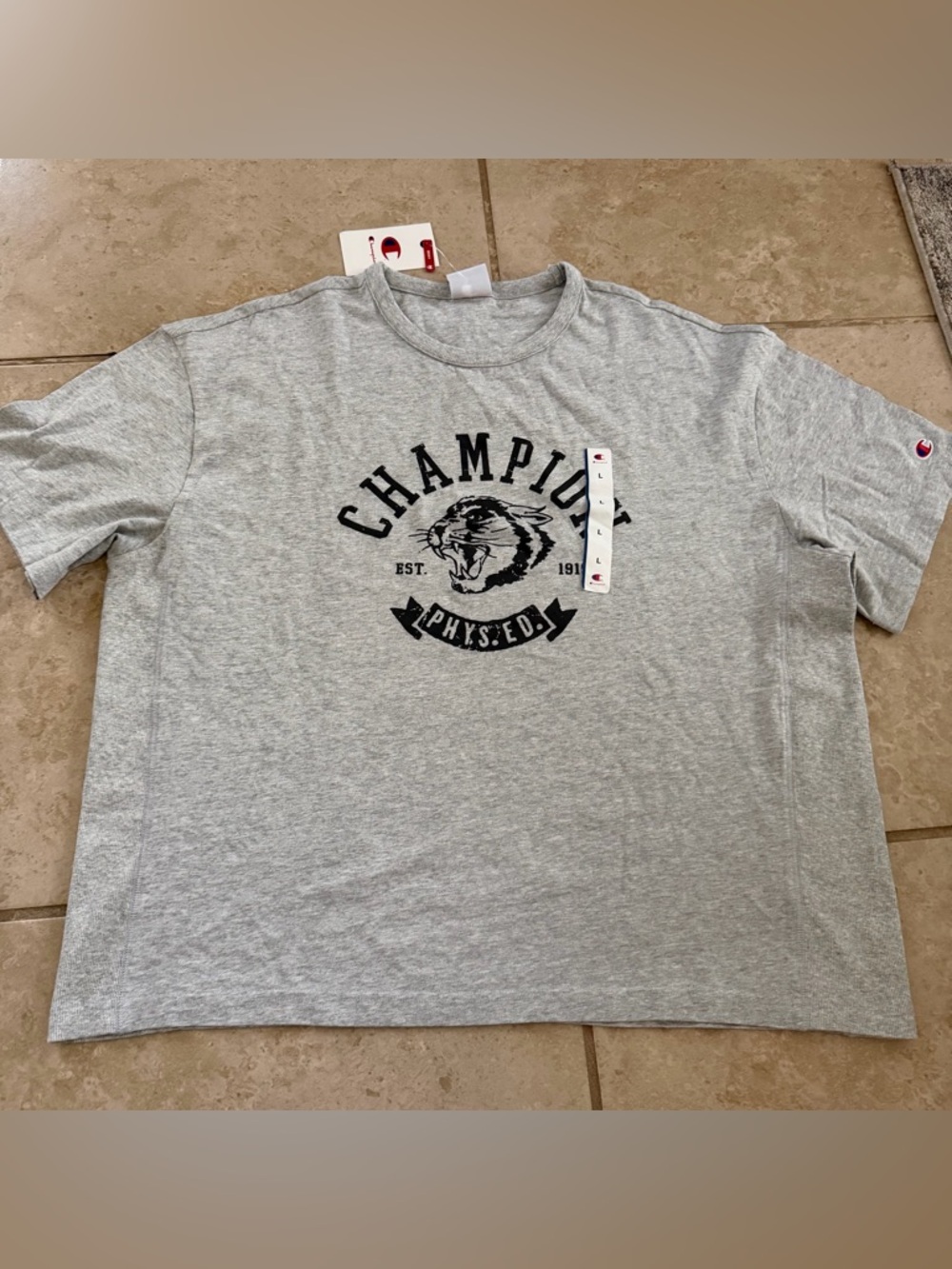 Champion Phys Ed Cougar Graphic Tee Men's Size large Gray Boxy T Shirt NWT